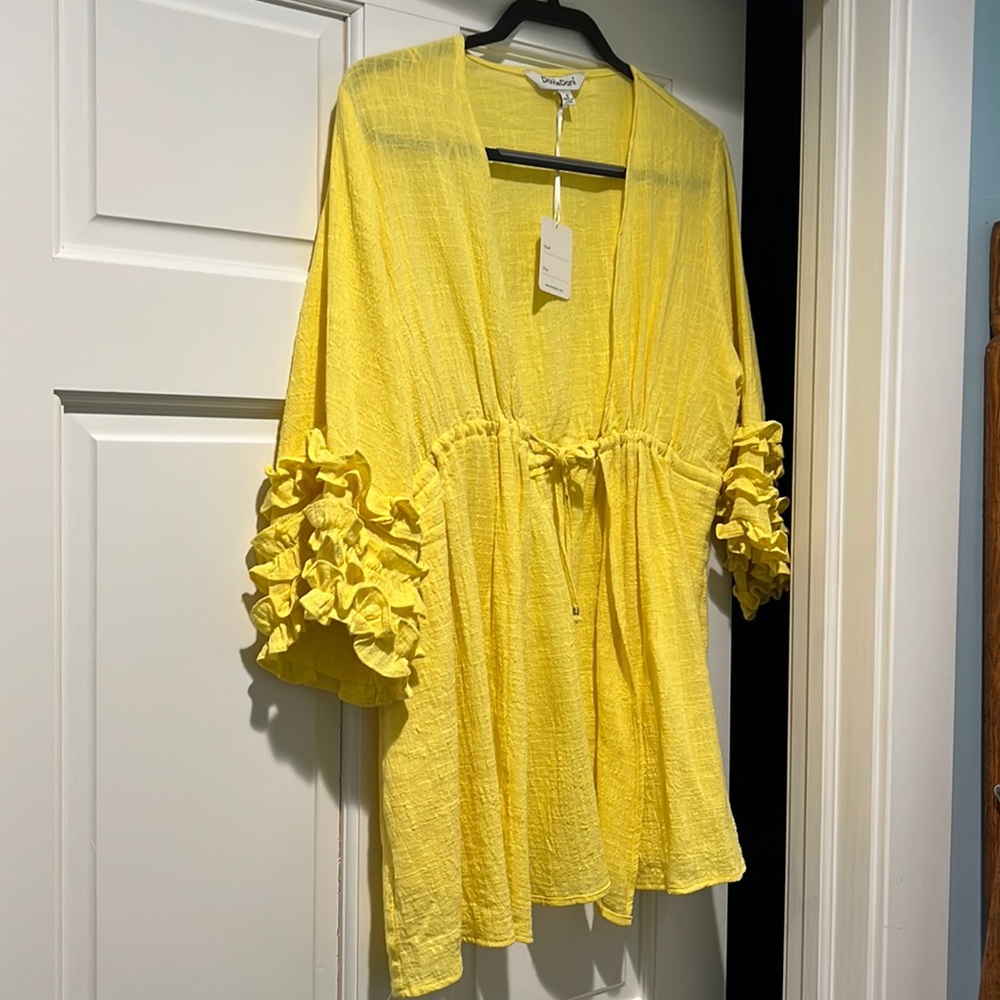 Ruffle Sleeve Tie Front Kimono, Beach Cover Up, Yellow, Med. & Large, new w/ tag